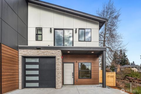 910 S 138th Street B Burien WA 98168