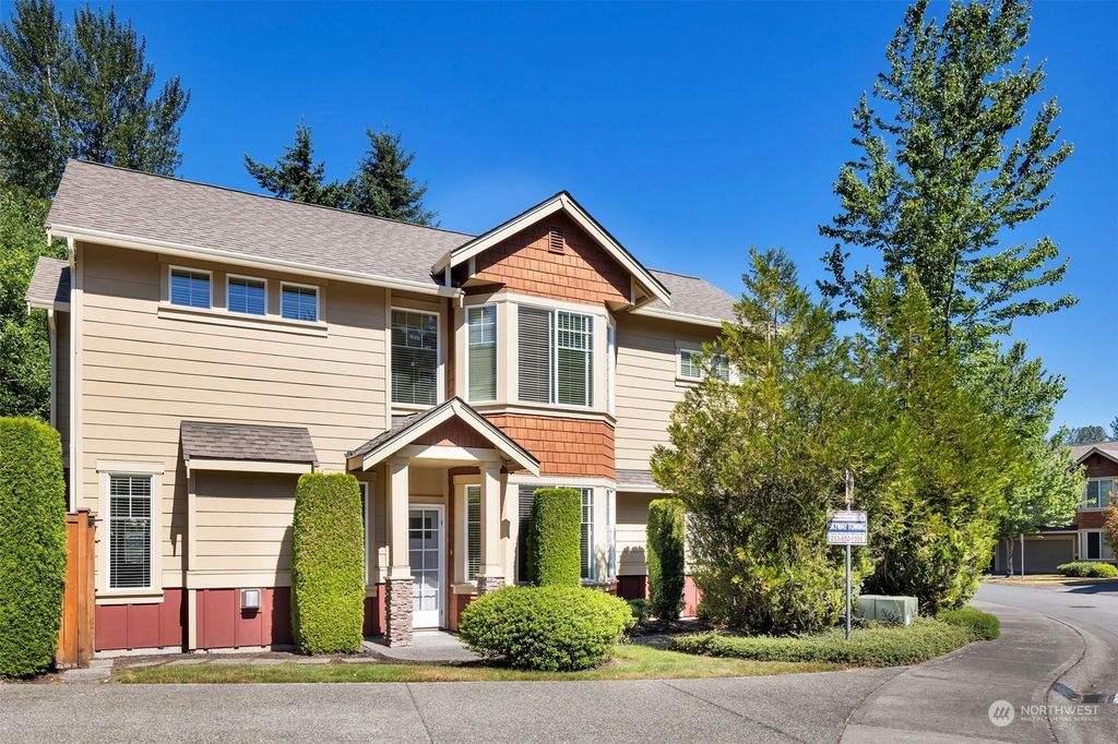 Photo of 12900 SE 268th Street #C1, Kent, WA 98030 (MLS # 2286020)