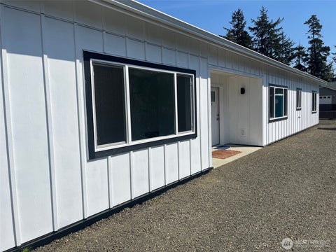 Photo of 1306 Melbourne Court, Westport, WA 98595 (MLS # 2532848)