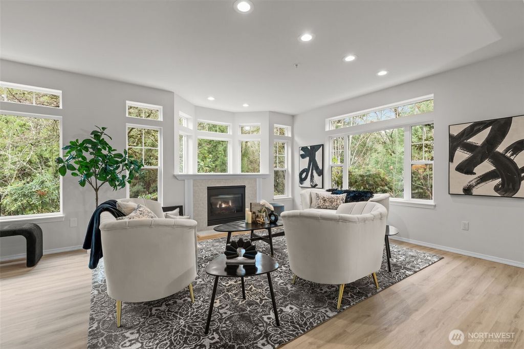 Photo of 22637 SE 44th Lane #1626, Issaquah, WA 98029 (MLS # 2456439)