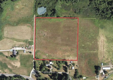 126 250th Avenue E Buckley WA 98321