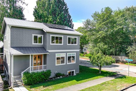 Photo of 3509 W Thurman Street, Seattle, WA 98199 (MLS # 2530331)