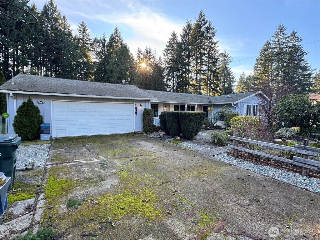 Photo of 13801 Dana Lane E, Puyallup, WA 98373 (MLS # 2471805)