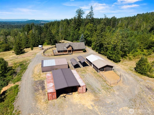 805 LUEBKE RD, TOUTLE, WA 98649 - Image 1083ccdcf6a9399c1a060e14dd39ef73/1103781439