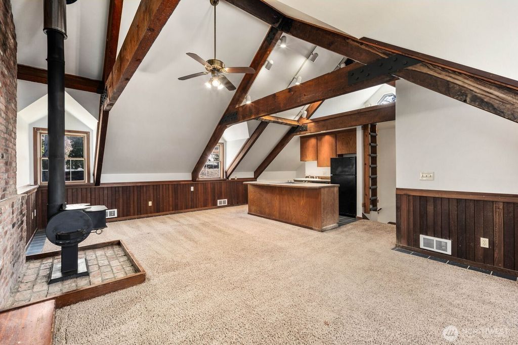 Photo of 905 S 270th Street, Des Moines, WA 98198 (MLS # 2504554)