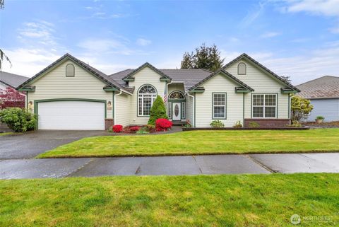 Photo of 4129 Campus Green Loop NE, Lacey, WA 98516 (MLS # 2507665)