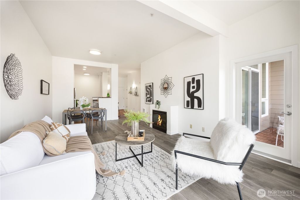 Photo of 2222 152nd Avenue NE #207, Redmond, WA 98052 (MLS # 2356909)