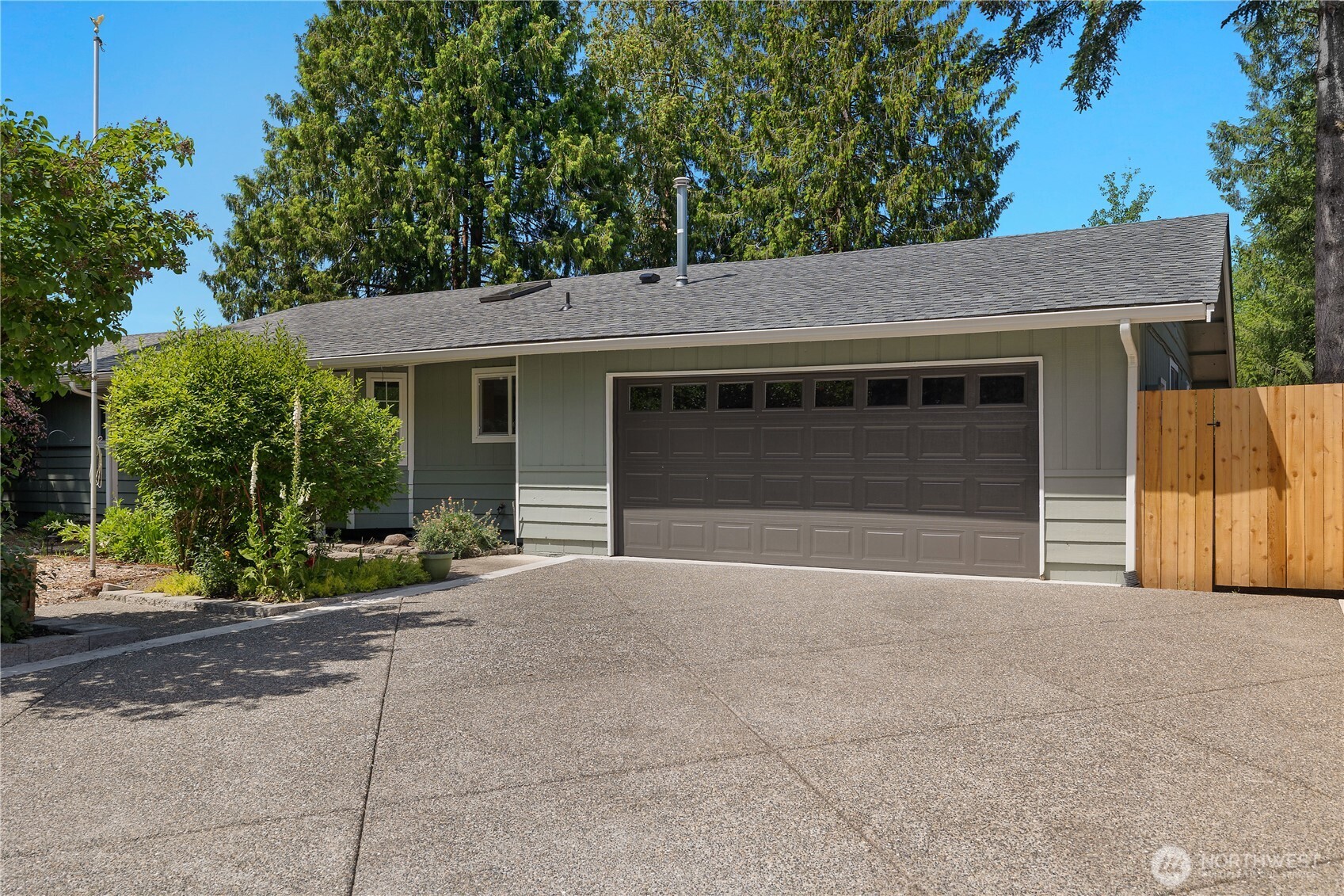 4104 SW 60th AVE