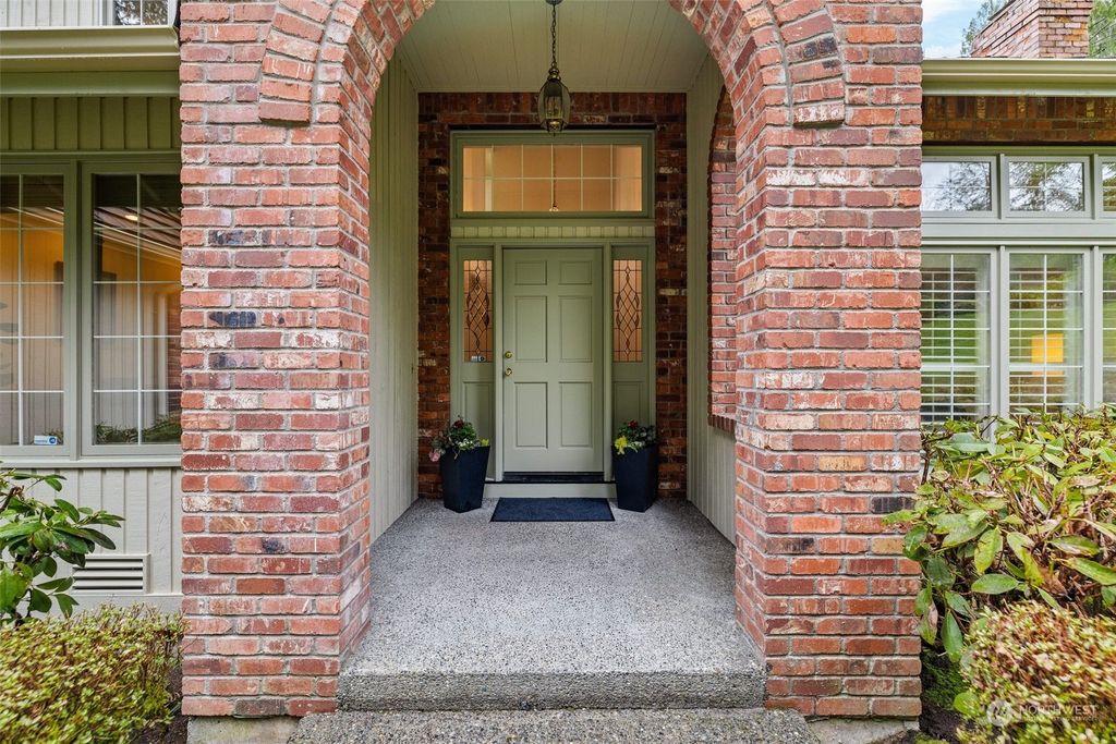 Photo of 13001 204 Place SE, Issaquah, WA 98027 (MLS # 2216951)