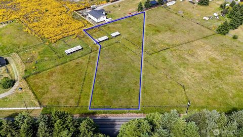 Photo of 14526 SE Yelm Avenue, Yelm, WA 98597 (MLS # 2379933)