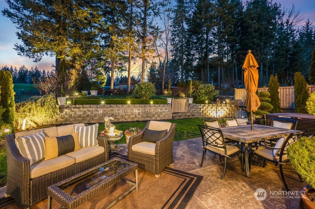 Photo of 7601 Snowberry Avenue SE, Snoqualmie, WA 98065 (MLS # 2039680)