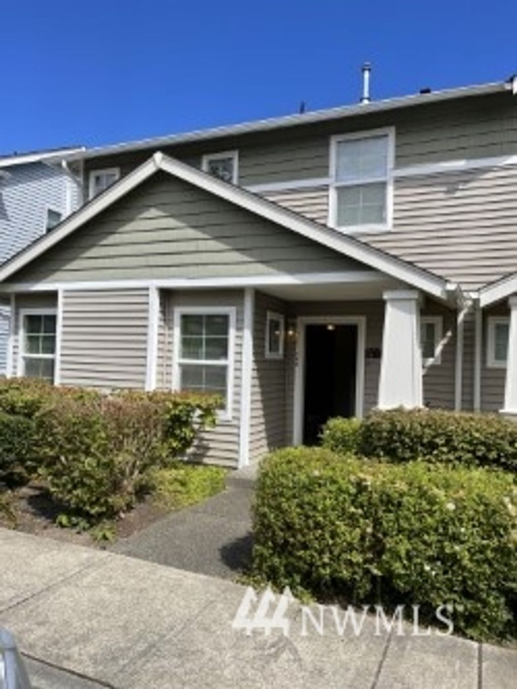 Photo of 24126 NE 112th Lane, Redmond, WA 98053 (MLS # 1981151)