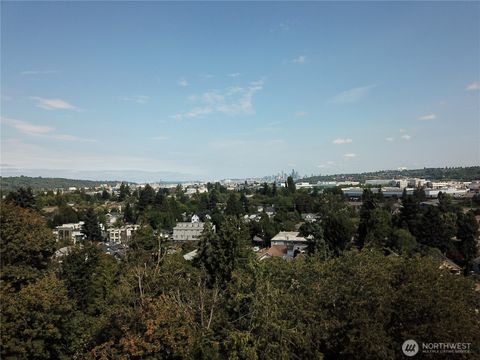 Photo of 1211 S Trenton Street, Seattle, WA 98108 (MLS # 2521812)