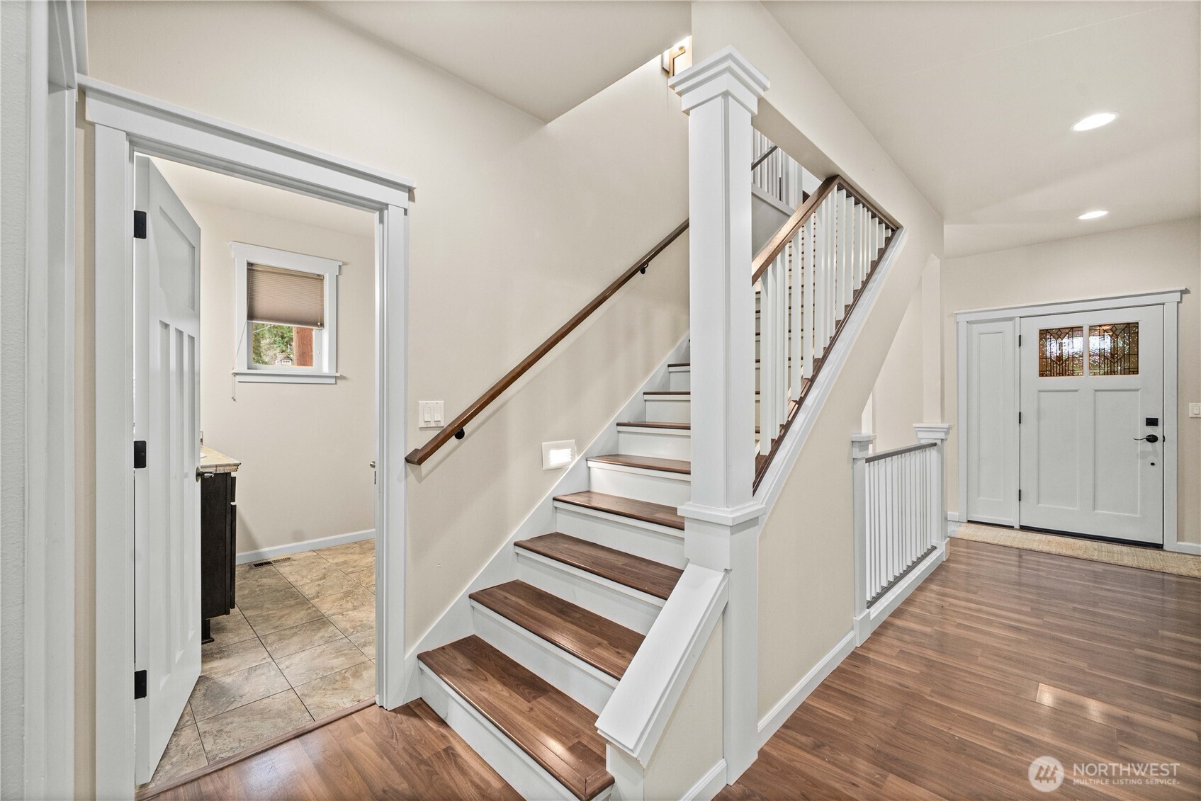 5614 E Lake Bosworth Drive