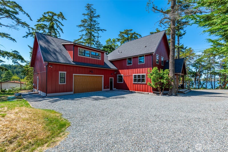 1863 Madrona Way