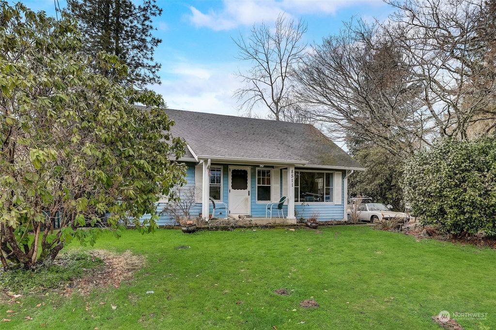 Photo of 8511 381st Place SE, Snoqualmie, WA 98065 (MLS # 2194654)