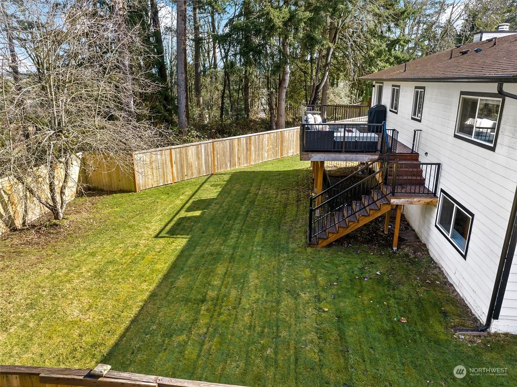 Photo of 1402 Index Avenue SE, Renton, WA 98058 (MLS # 2041641)