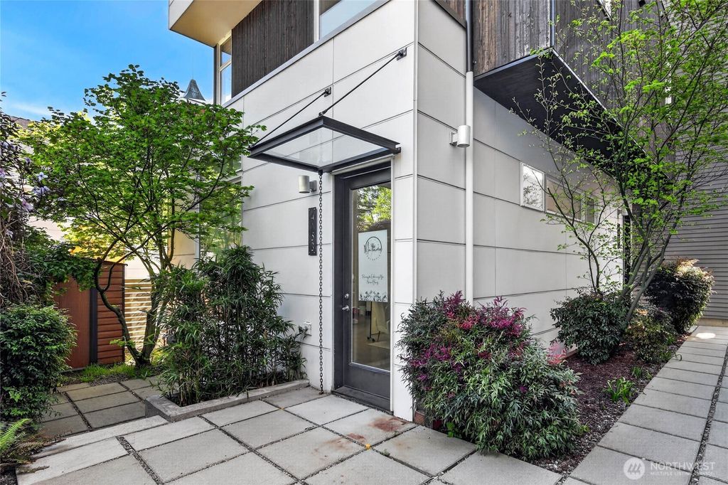 Photo of 4153 California Avenue SW, Seattle, WA 98116 (MLS # 2514269)