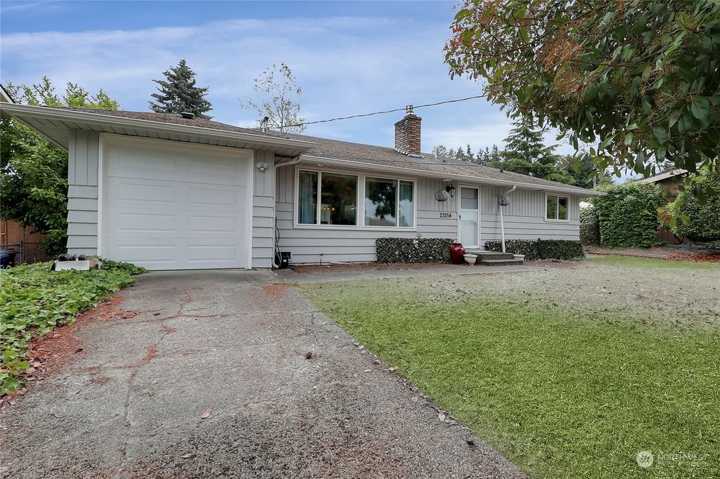 Photo of 23254 25th Avenue S, Des Moines, WA 98198 (MLS # 2251067)
