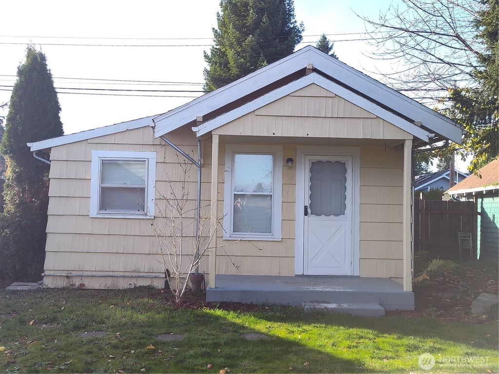 Photo of 5005 N 31st Street, Tacoma, WA 98407 (MLS # 2458688)