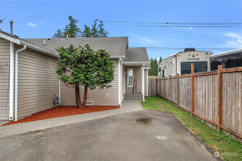 Photo of 9908 67th Avenue NE, Marysville, WA 98270 (MLS # 2129485)