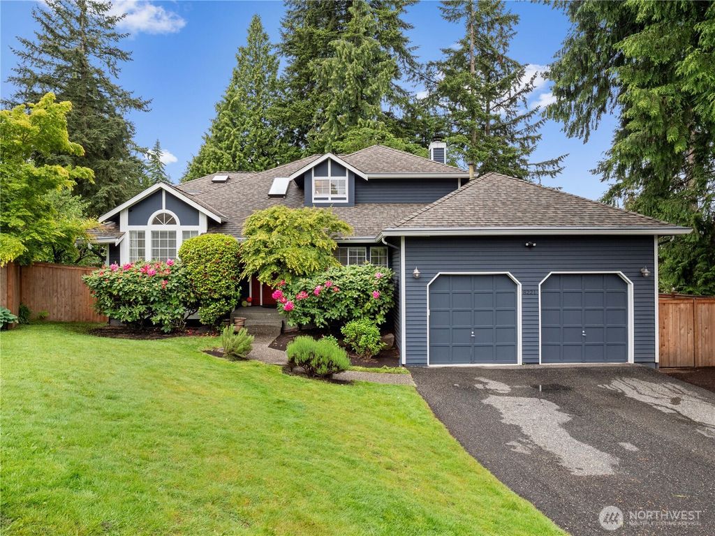 Photo of 8221 122nd Avenue NE, Kirkland, WA 98033 (MLS # 2420818)