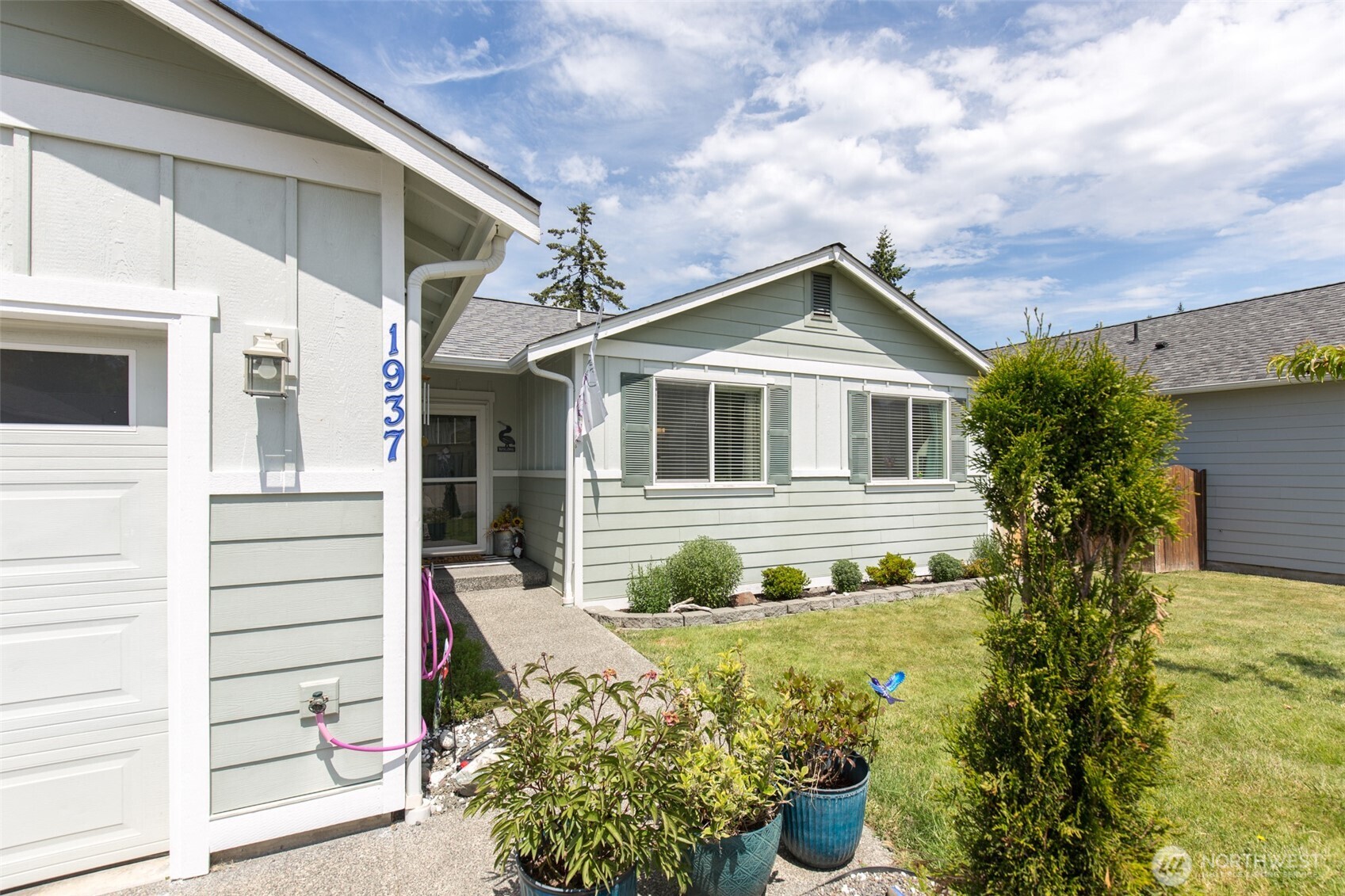 1937 Village Circle