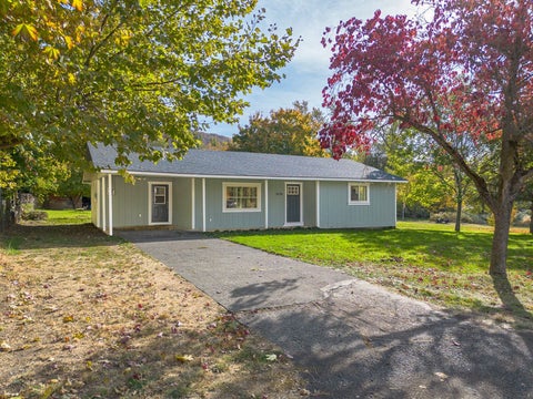Photo of 10330 E Highway 12, Dixie, WA 99329 (MLS # 2597868)
