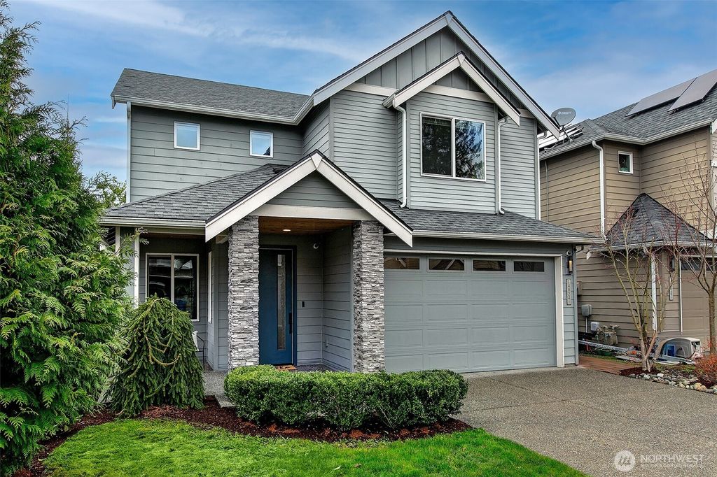 Photo of 14024 18th Place W, Lynnwood, WA 98087 (MLS # 2348973)