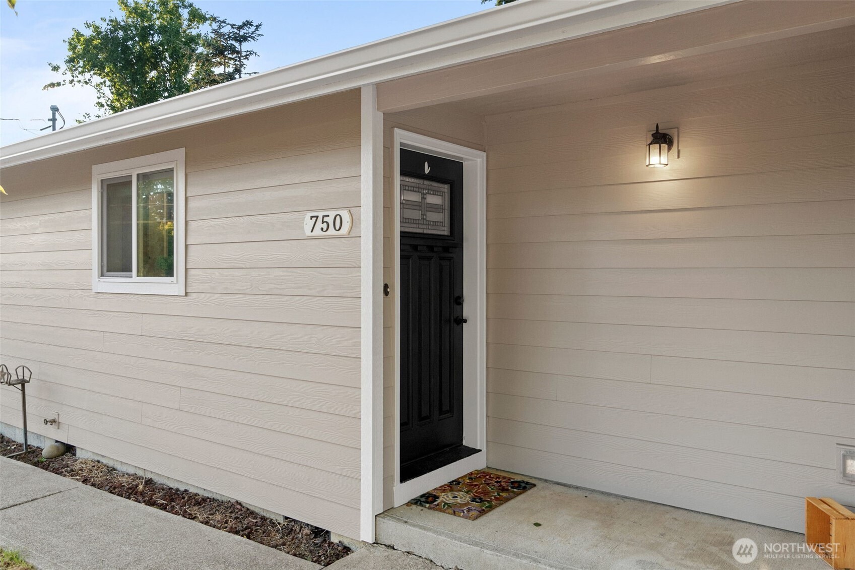 750 W Vine Street