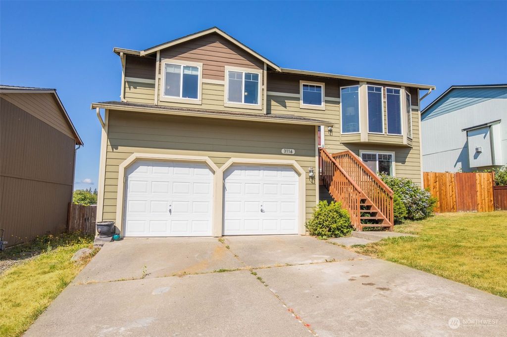 Photo of 3116 72nd Avenue NE, Marysville, WA 98270 (MLS # 2142992)