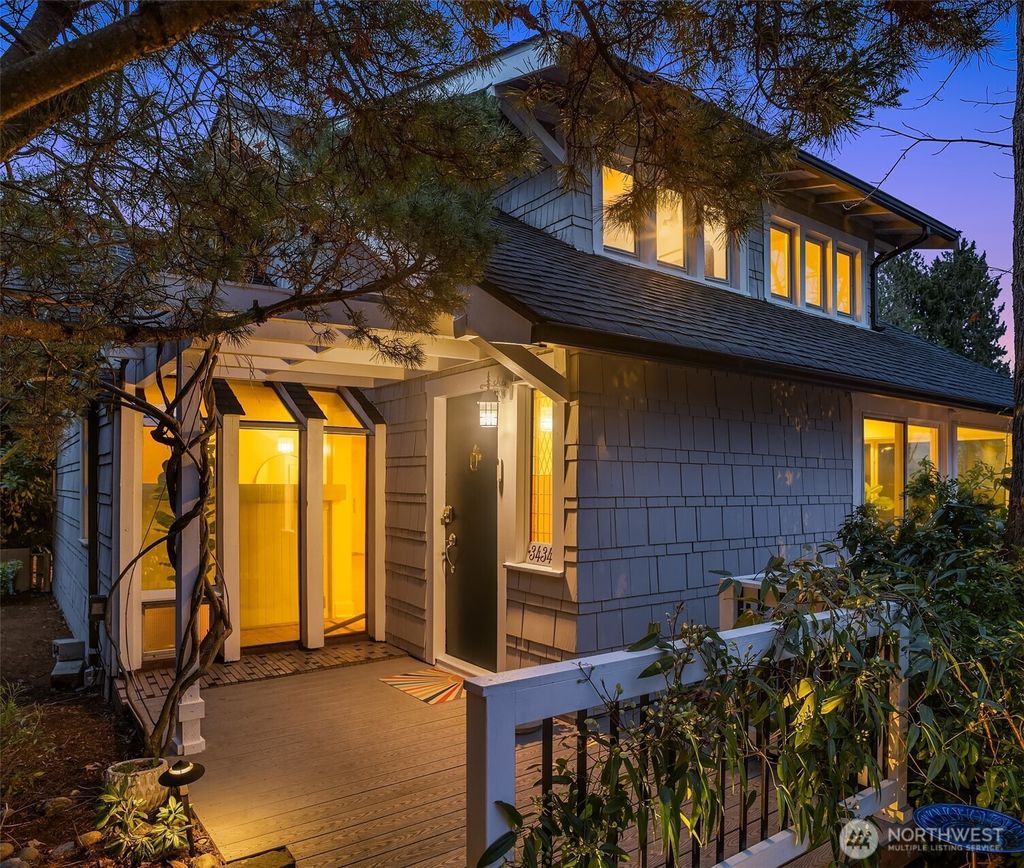 Photo of 3434 E Superior Street, Seattle, WA 98122 (MLS # 2341557)