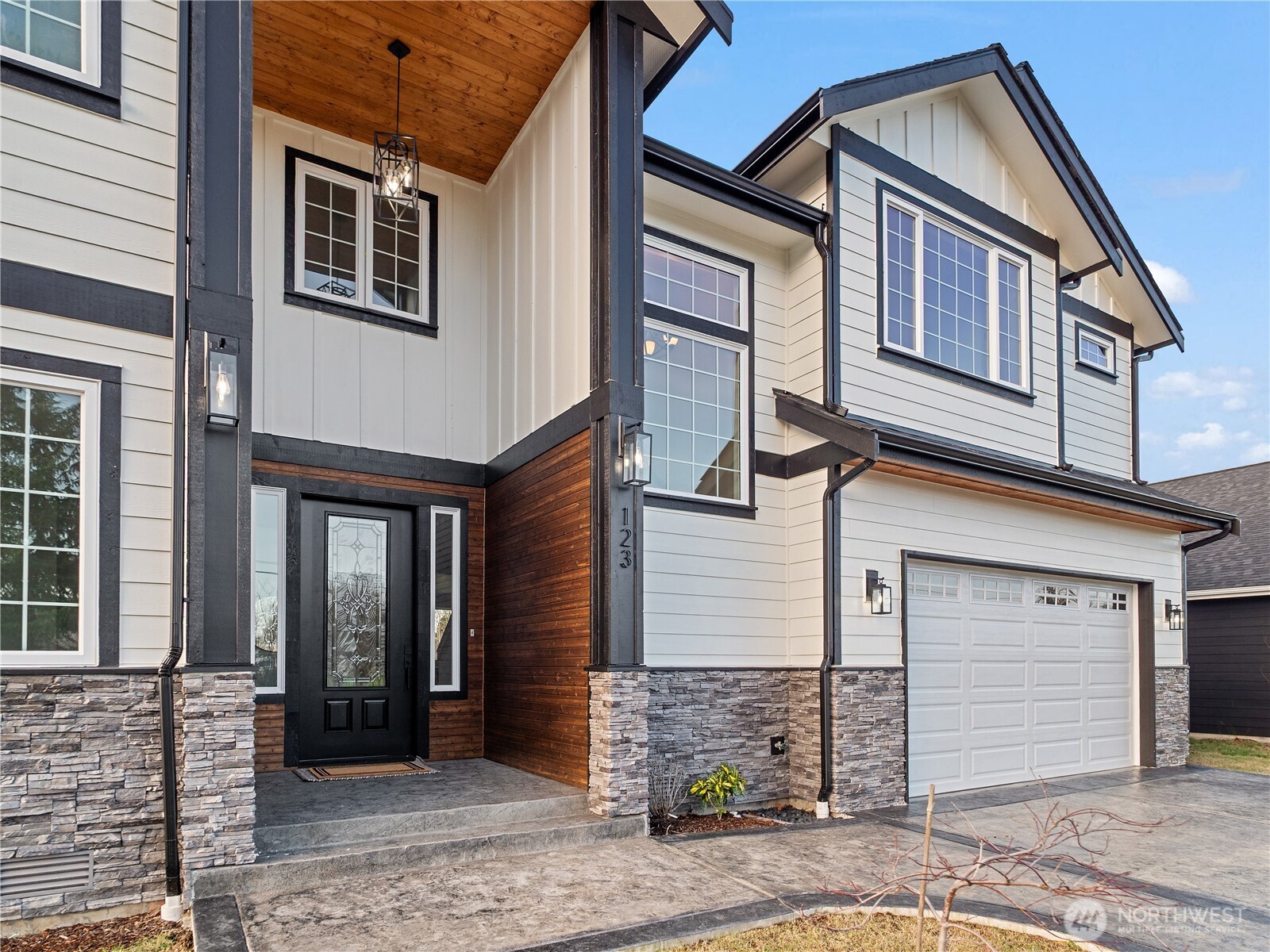 123 S McNeely Street