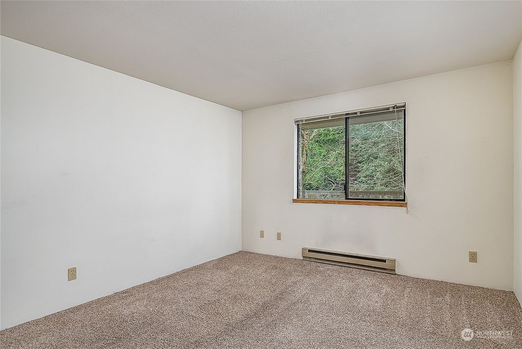 listing image 9367453425658753261