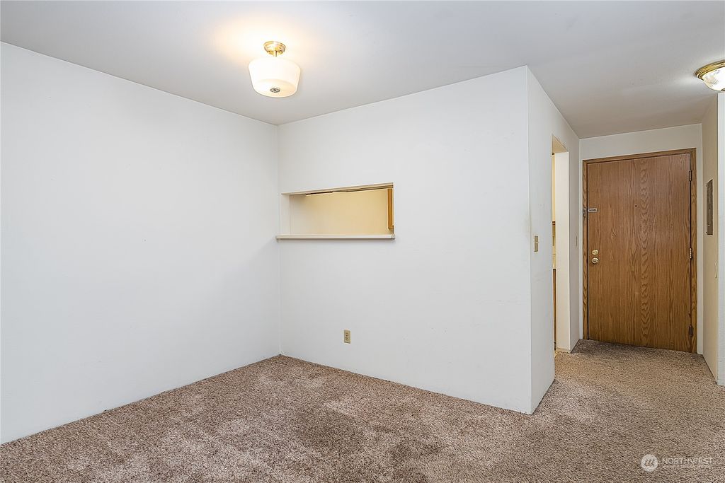 listing image 9369418613759035472