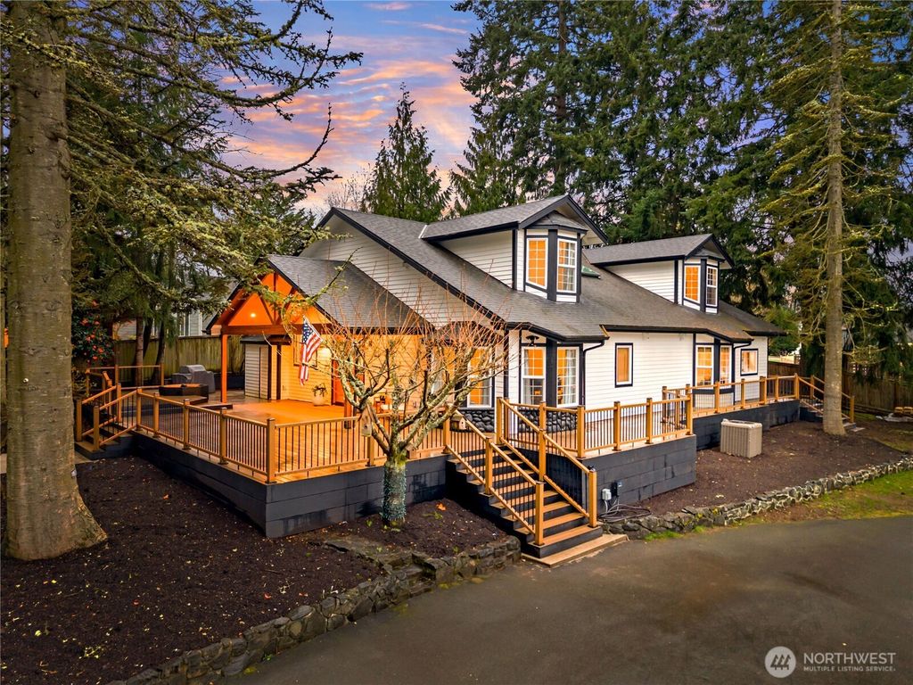 Photo of 2518 Cincinnati Street, Steilacoom, WA 98388 (MLS # 2494666)