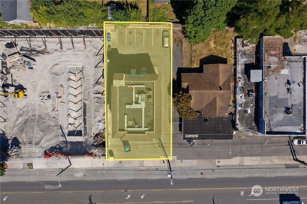 Photo of 10532 Greenwood Avenue N, Seattle, WA 98133 (MLS # 2193148)