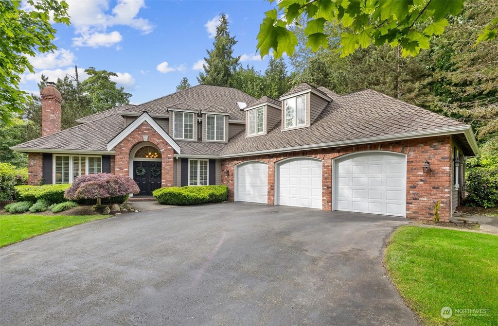Photo of 16624 Saybrook Drive NE, Woodinville, WA 98077 (MLS # 2240470)