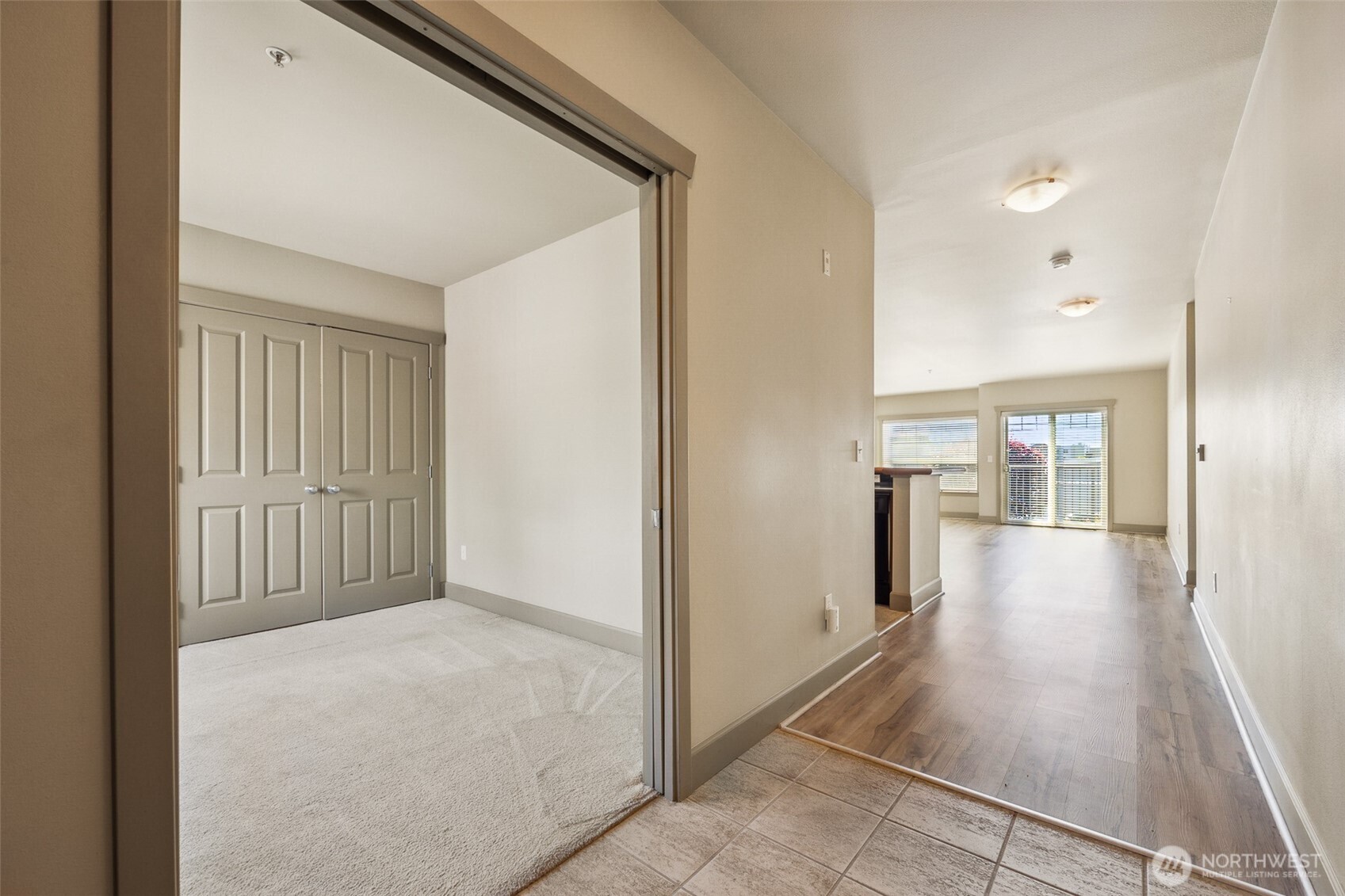 22226 6th Avenue S 206