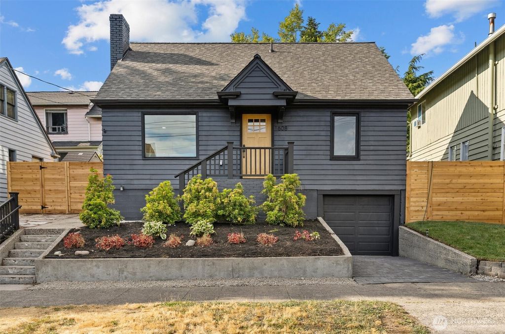Photo of 1608 N 38th Street, Seattle, WA 98103 (MLS # 2387028)
