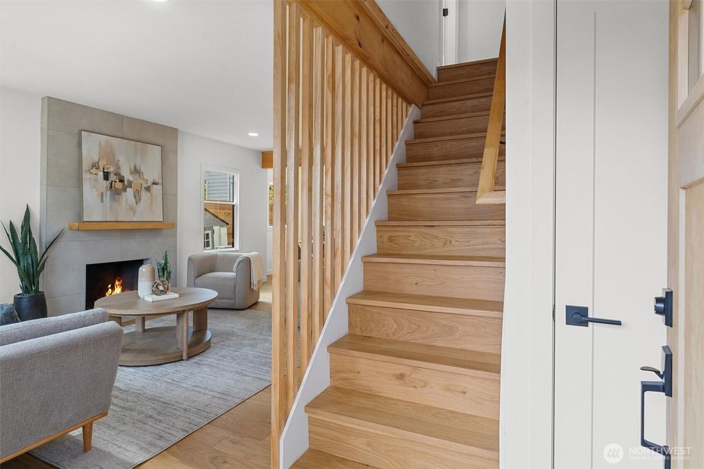 Photo of 1608 N 38th Street, Seattle, WA 98103 (MLS # 2387028)