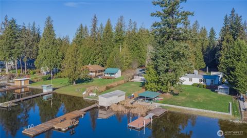 30961 E Lake Morton Drive SE Kent WA 98042