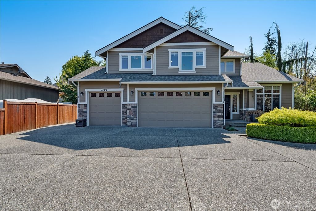 Photo of 1506 143rd Place SW, Lynnwood, WA 98087 (MLS # 2367602)