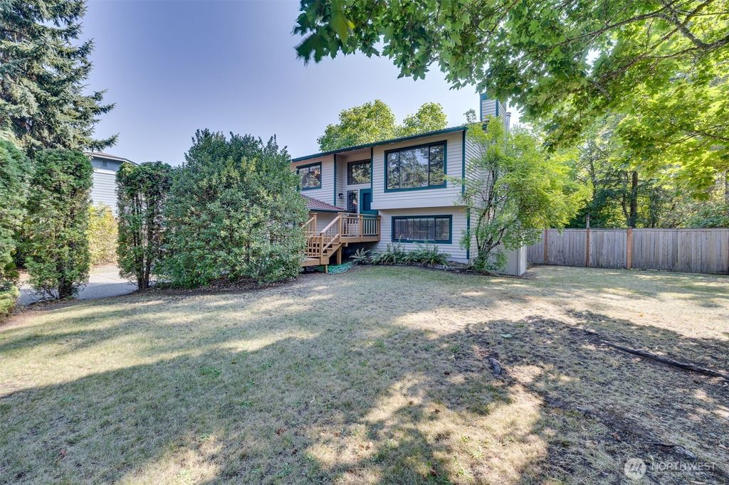 Photo of 2408 136th Street SE, Mill Creek, WA 98012 (MLS # 2429167)