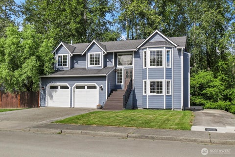 Photo of 3323 Lake Drive, Lake Stevens, WA 98258 (MLS # 2536337)