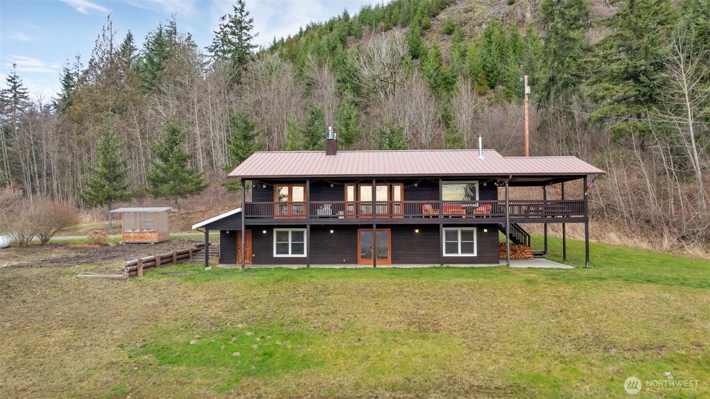 Photo of 33821 118th Place SE, Sultan, WA 98294 (MLS # 2336489)