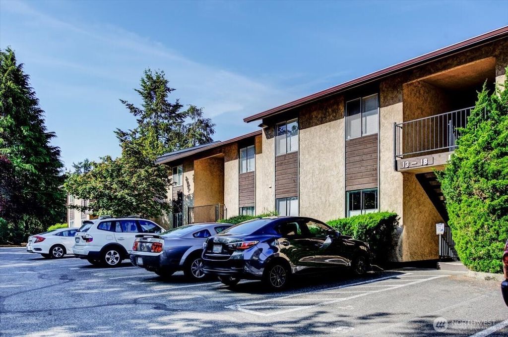 Photo of 14443 127th LN #S7, Kirkland, WA 98034 (MLS # 2520588)