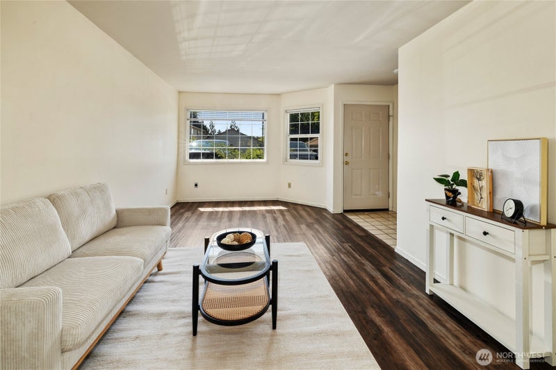 209 E 18th Avenue D19