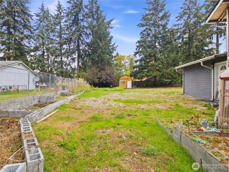 1123 Military Road E
