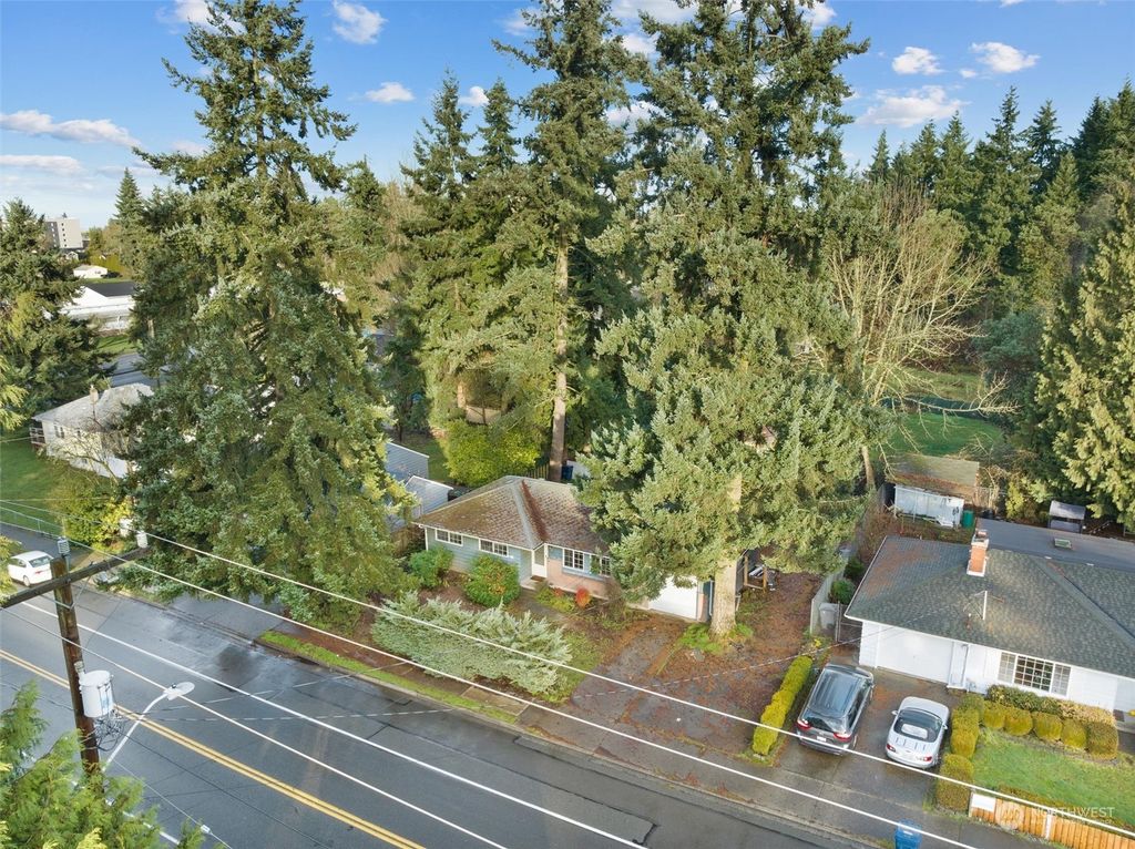 Photo of 320 S 116th Street, Seattle, WA 98168 (MLS # 2186950)